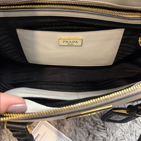 Prada Black and Cream Satchel
Saffiano Leather
Beautiful Handbag - Picture 11 of 12